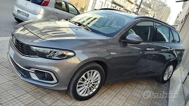 Usata Fiat Tipo S 130 CV (95 kW) 2022 Grigio Station wagon
