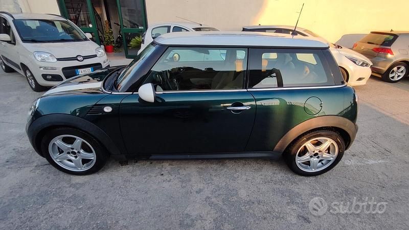 Usata Mini Cooper Coupé 108 CV (79 kW) 2009 Verde Coupé