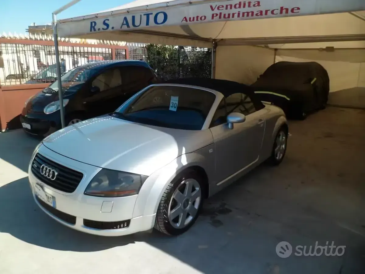 Usata Audi TT Roadster 225 CV (165 kW) 2001 Cabrio