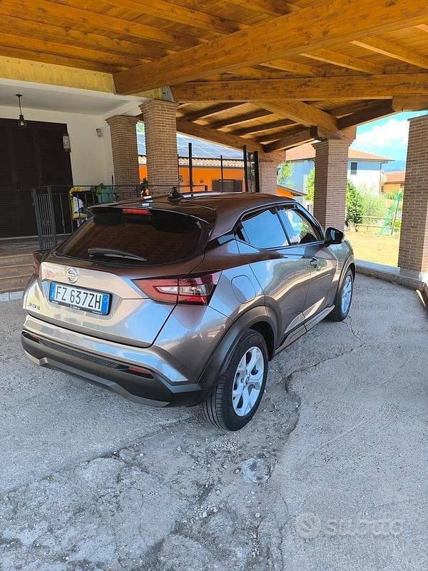 Grigio Usata 2020 Nissan Juke SUV | 9500 € (Super prezzo) - Immagine 1/1