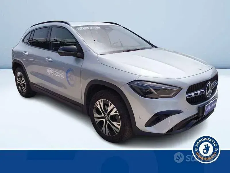 Usata Mercedes GLA200 Advanced 150 CV (110 kW) 2025 Grigio SUV