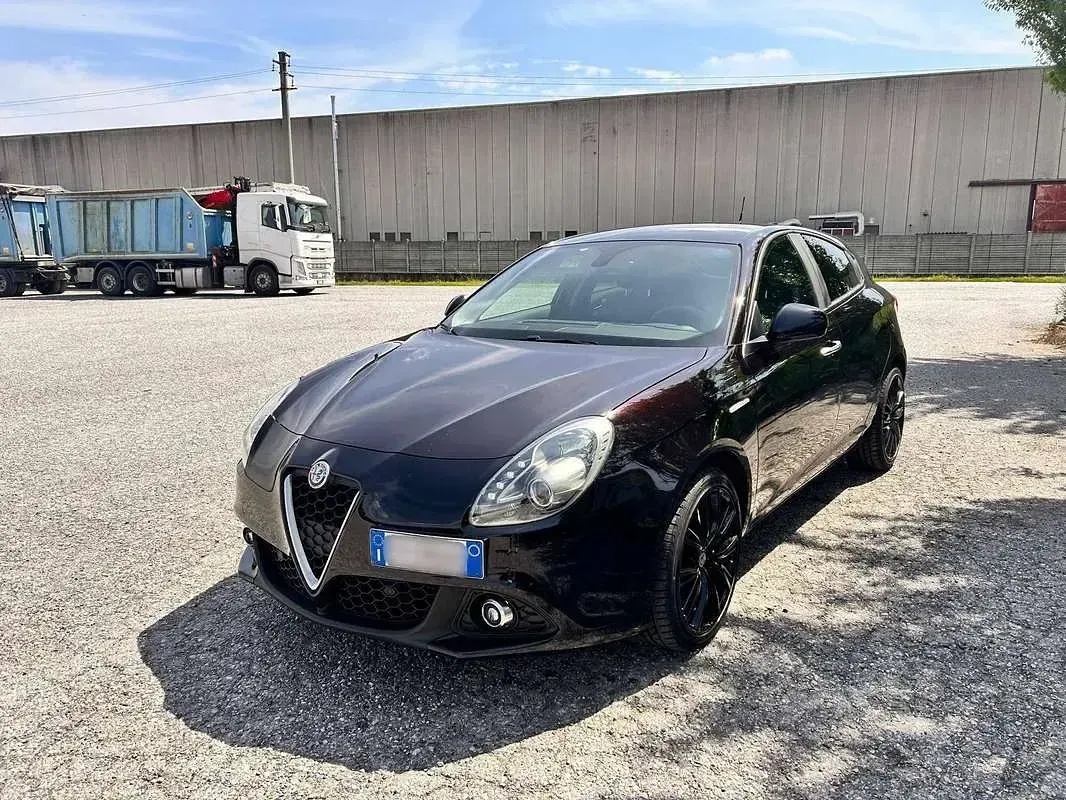 Brugt Alfa Romeo Giulietta 120 HK (88 kW) 2018 Sort Hatchback