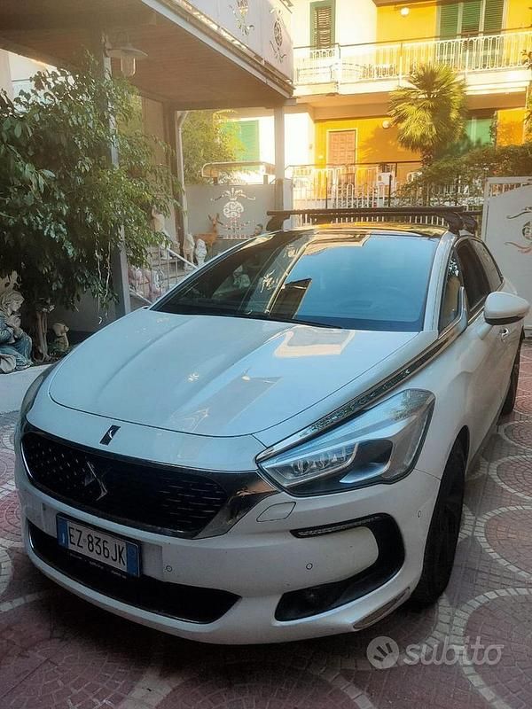 Usata DS Automobiles DS5 Sport Chic 180 CV (132 kW) 2015 Bianco Utilitaria
