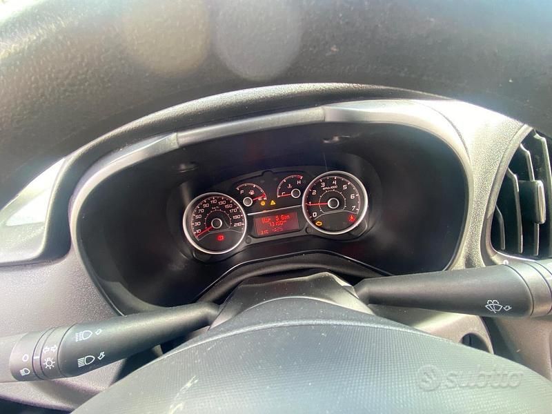 Usata Fiat Doblò S 105 CV (77 kW) 2021 Bianco Monovolume