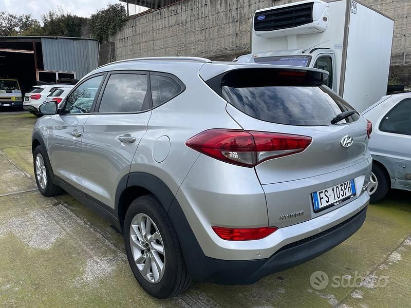 Usata Hyundai Tucson Comfort 116 CV (85 kW) 2018 Grigio SUV