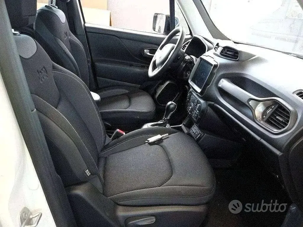 Usata Jeep Renegade Limited 131 CV (96 kW) 2023 Alpine white clear coat SUV