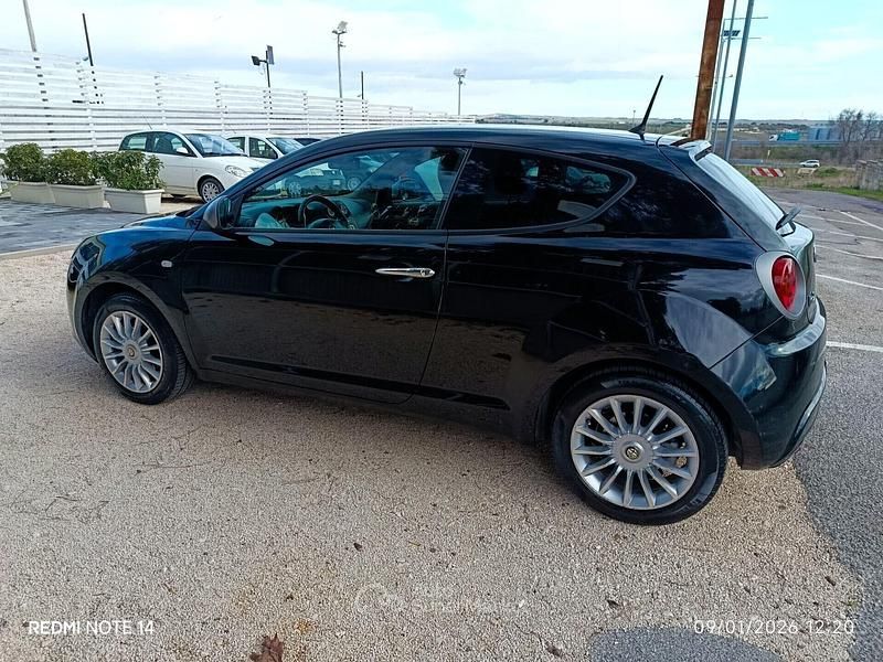 Usata Alfa Romeo MiTo Distinctive 78 CV (57 kW) 2015 Nero Utilitaria
