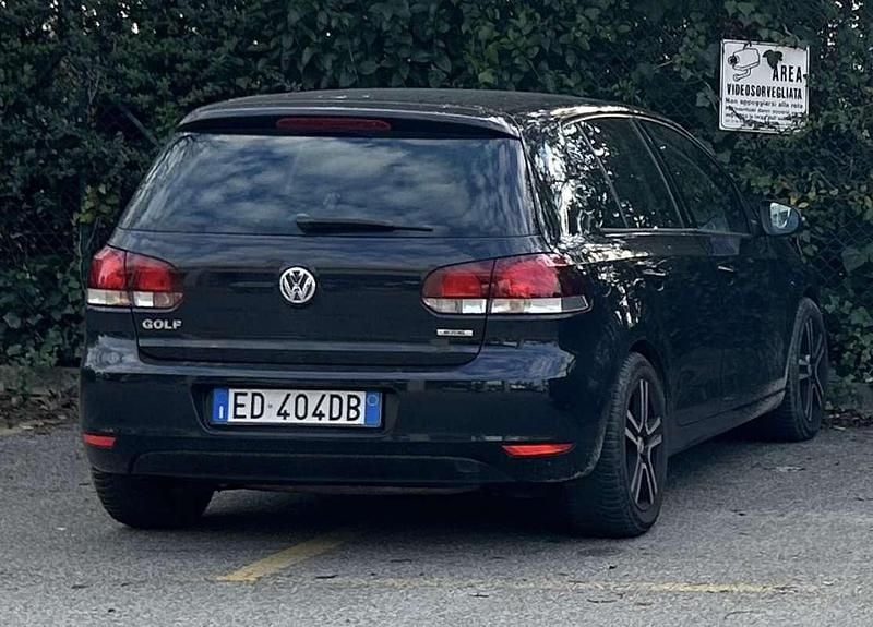 Usata VW Golf Highline 102 CV (75 kW) 2010 Berlina