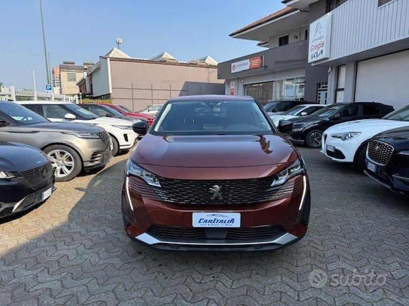 Usata Peugeot 5008 Allure 131 CV (96 kW) 2022 Bronzo SUV