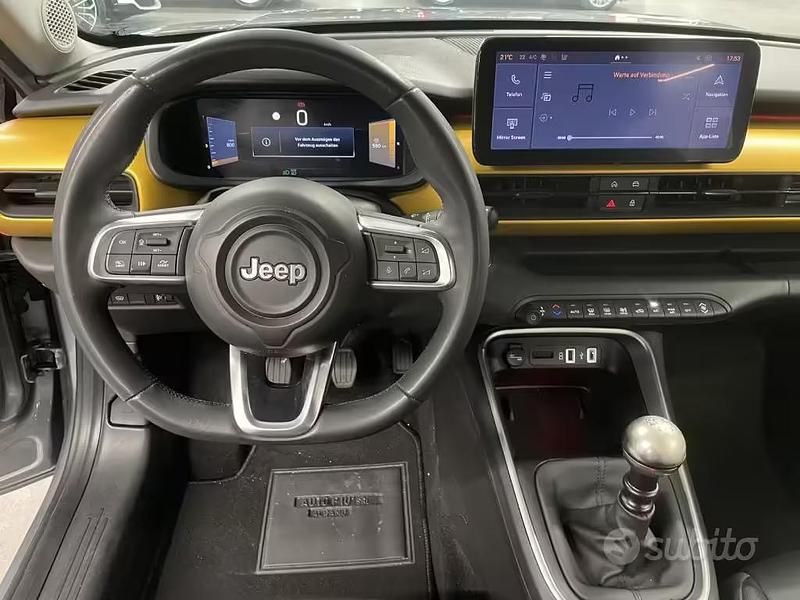 Usata Jeep Avenger Summit 101 CV (74 kW) 2023 Grigio SUV