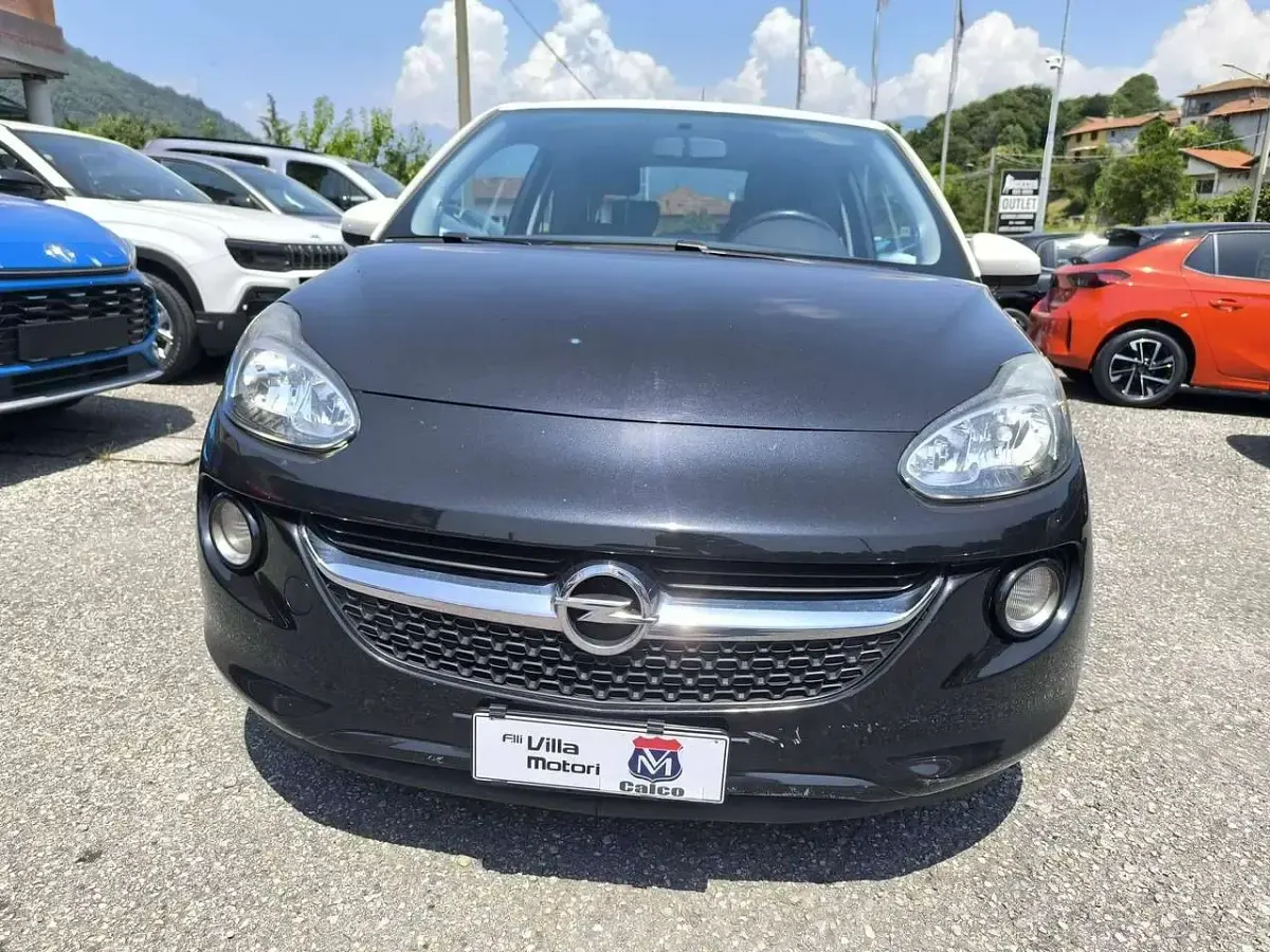 Usata Opel Adam 69 CV (50 kW) 2016 Nero Utilitaria