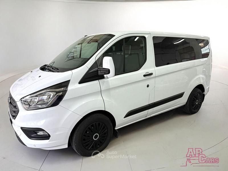 Usata Ford Tourneo Trend 131 CV (96 kW) 2019 Bianco Monovolume