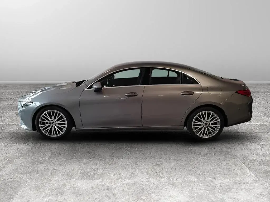 Usata Mercedes CLA180 136 CV (100 kW) 2020 Grigio Berlina