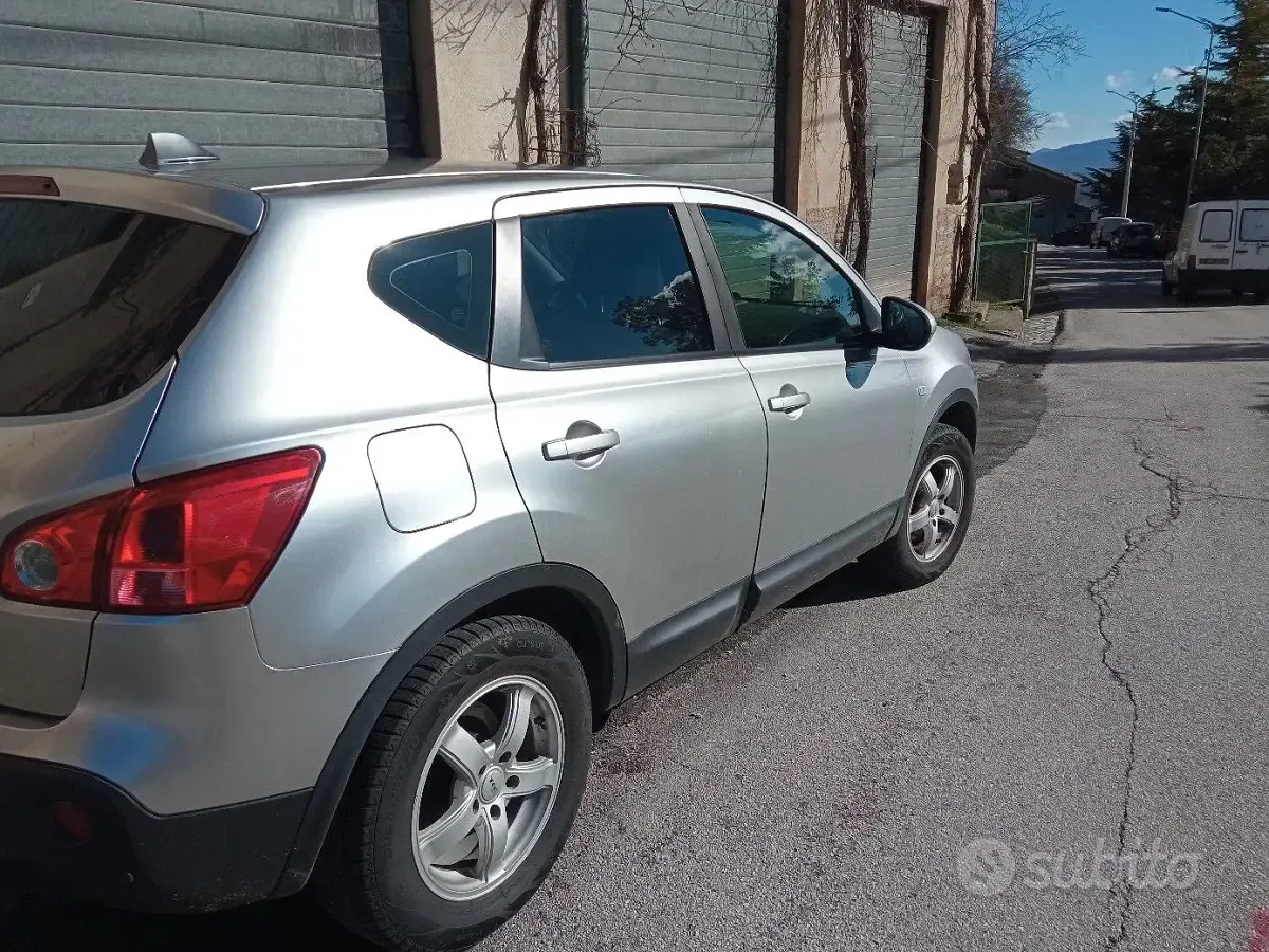 Usata Nissan Qashqai 2008 Grigio SUV