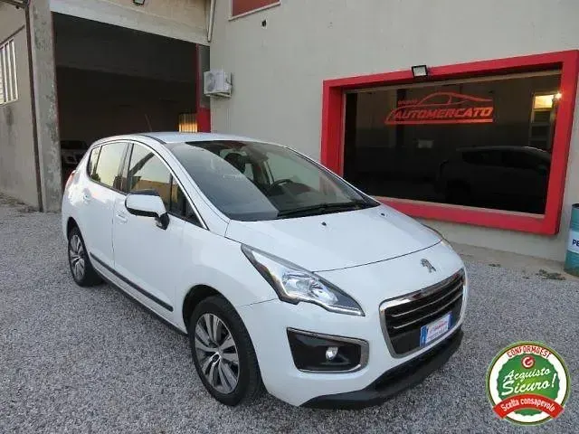 Usata Peugeot 3008 120 CV (88 kW) 2015 Bianco Station wagon