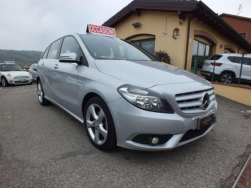 Usata Mercedes B180 Executive 109 CV (80 kW) 2013 Argento Monovolume