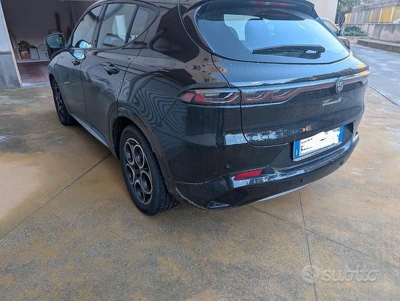 Usata Alfa Romeo Tonale Ti 131 CV (96 kW) 2023 Nero SUV