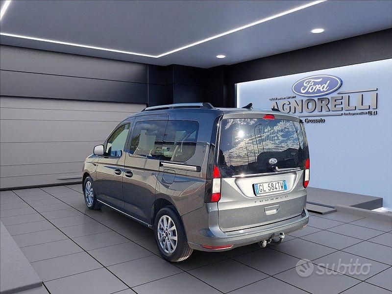 Usata Ford Tourneo Connect Titanium 114 CV (83 kW) 2023 Grigio Monovolume