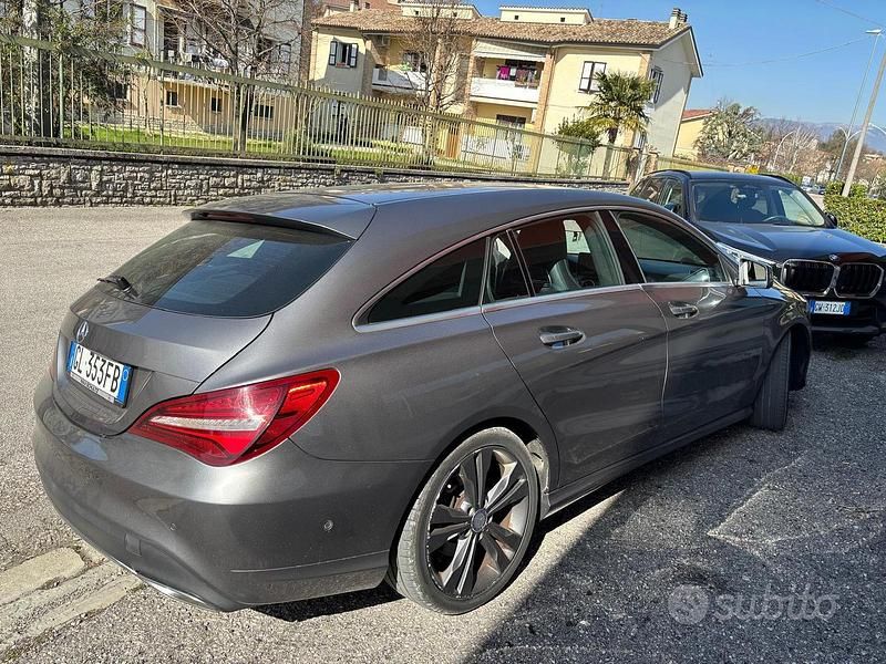 Usata Mercedes CLA180 109 CV (80 kW) 2016 Grigio Berlina