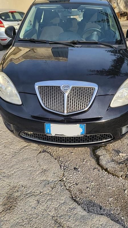 Usata Lancia Ypsilon 2010 Utilitaria