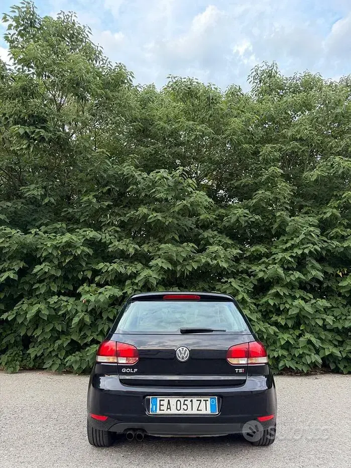 Usata VW Golf VI Comfortline 122 CV (89 kW) 2010 Nero Utilitaria