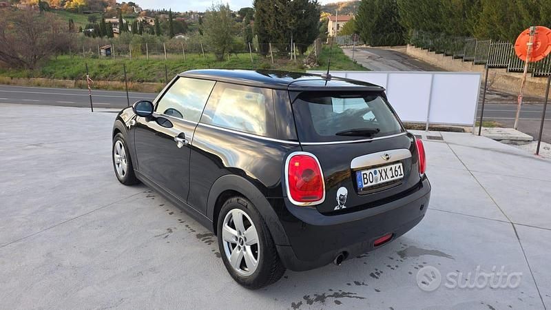Usata Mini Cooper Coupé 136 CV (100 kW) 2014 Nero Coupé