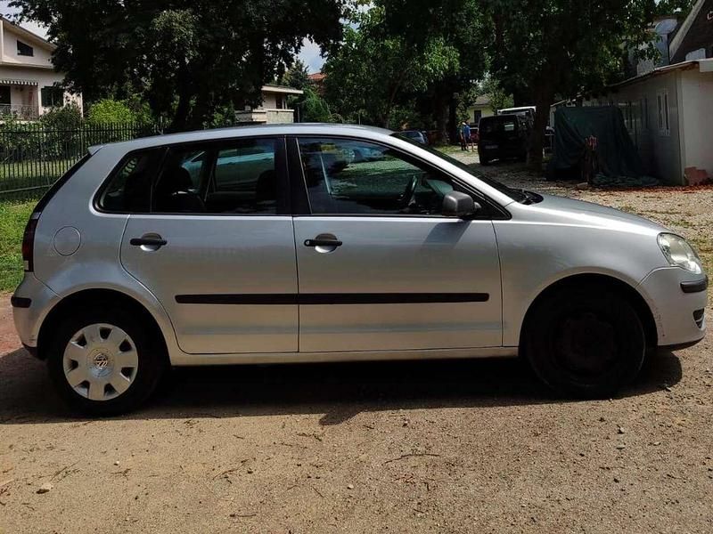 Usata VW Polo Comfortline 69 CV (50 kW) 2008 Grigio Utilitaria
