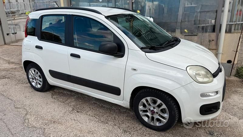 Usata Fiat Panda Dynamic 75 CV (55 kW) 2012 Bianco Utilitaria
