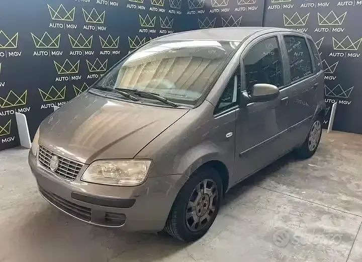 Usata Fiat Idea 77 CV (56 kW) 2010 Monovolume