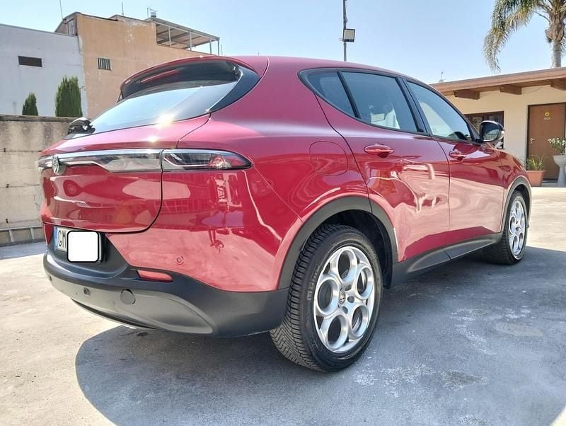 Usata Alfa Romeo Tonale Super 131 CV (96 kW) 2023 Rosso SUV