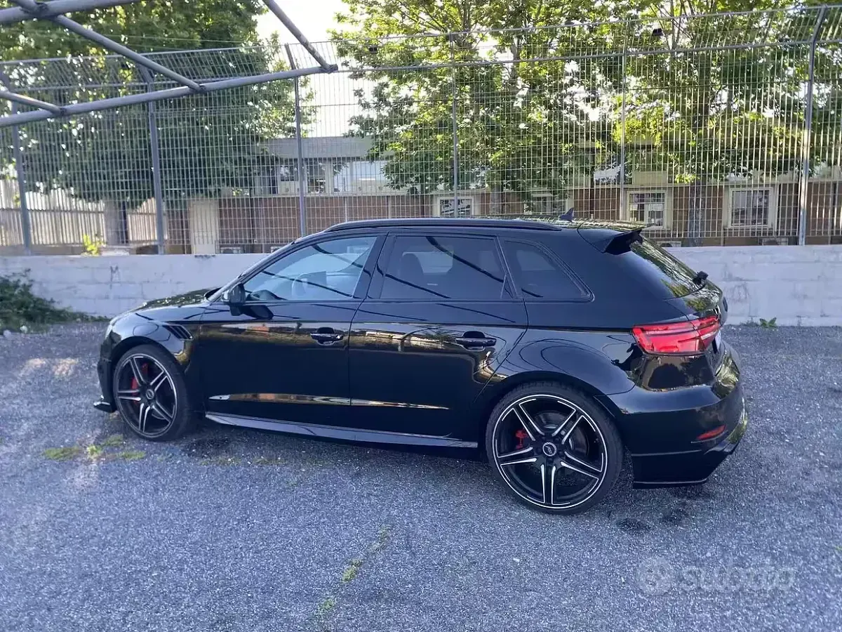 Usata Audi RS3 400 CV (294 kW) 2018 Nero Berlina