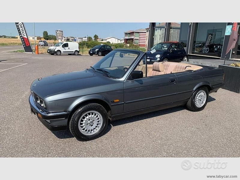 Usata BMW 320 Cabriolet Efficient Dynamics 126 CV (92 kW) 1987 Cabrio
