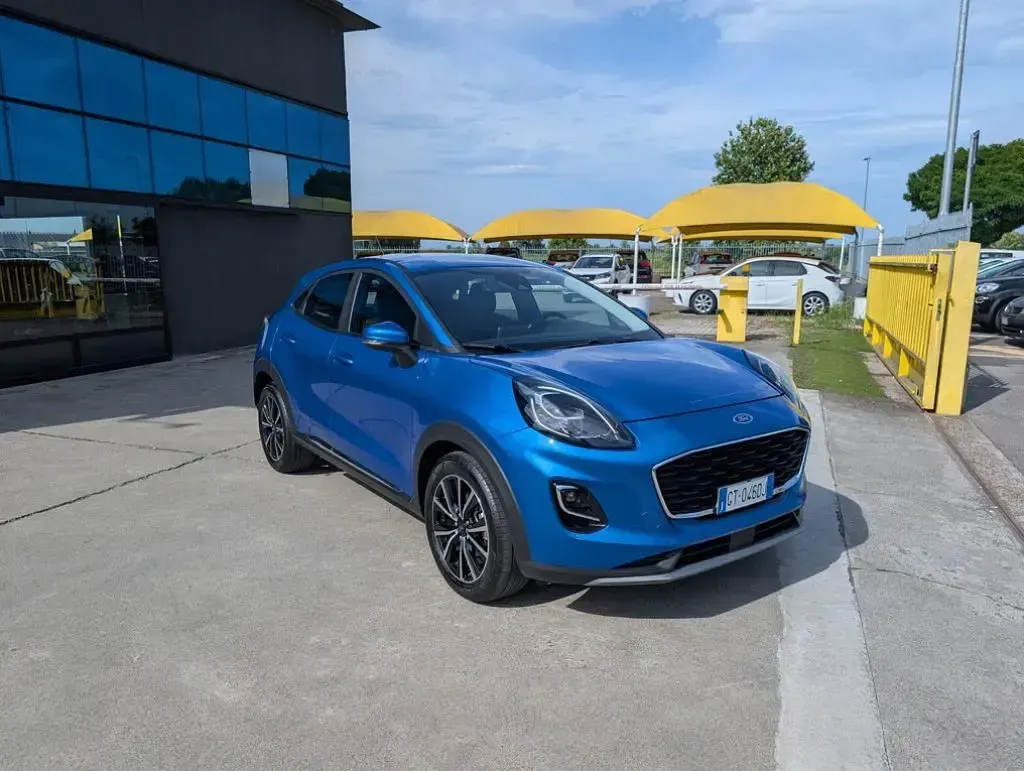 Usata Ford Puma Titanium 125 CV (91 kW) 2024 Blu / metallizzato SUV