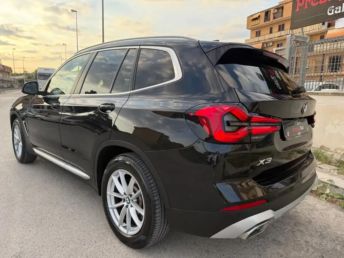 Usata BMW X3 Luxury Line 190 CV (139 kW) 2022 Nero SUV