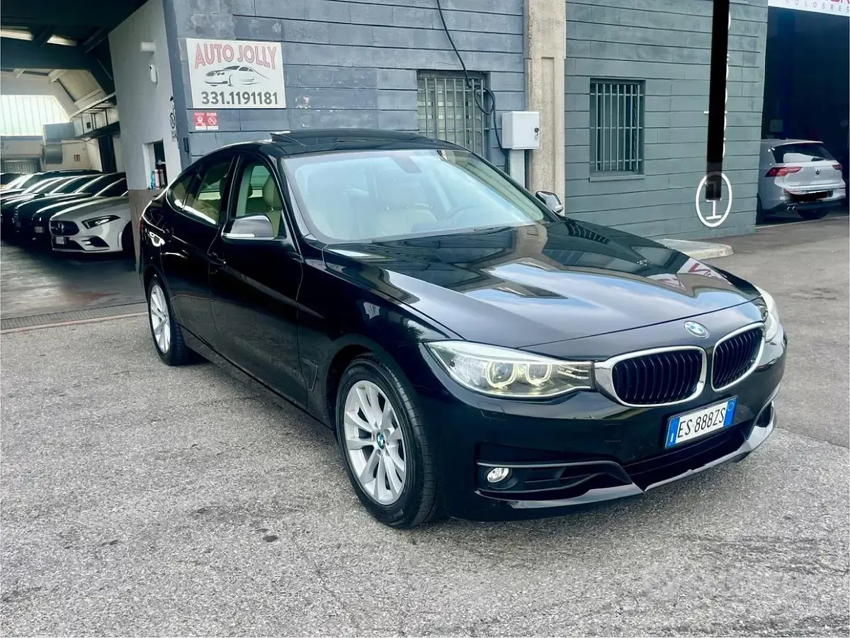Usata BMW 325 218 CV (160 kW) 2013 Nero Berlina