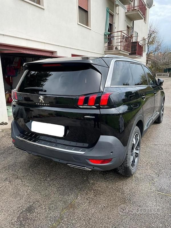 Usata Peugeot 5008 2019 Nero SUV