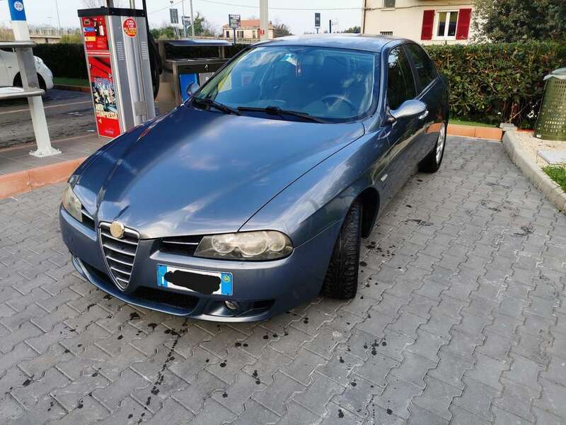 Usato 2004 Alfa Romeo 156 1.9 Diesel 116 CV (2.800 €)