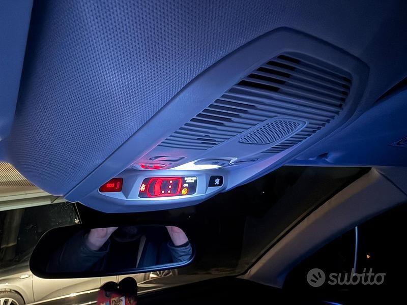 Usata Peugeot 3008 Allure 131 CV (96 kW) 2018 Bianco SUV