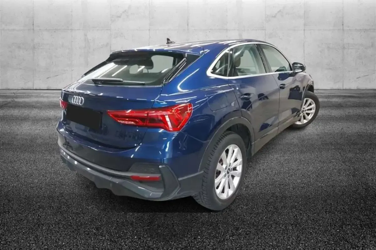 Usata Audi Q3 245 CV (180 kW) 2022 Blu/azzurro SUV
