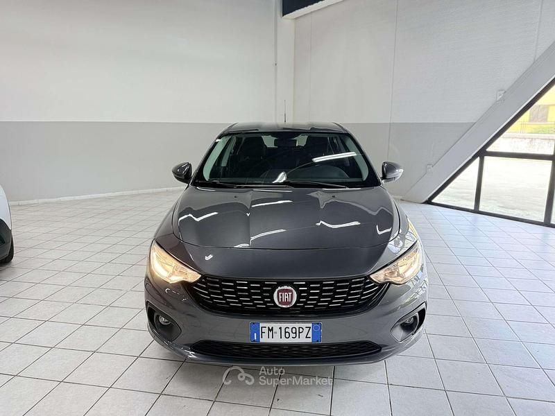 Other Usata 2017 Fiat Tipo Business Tre volumi | 7500 € (Buon prezzo) - Immagine 1/4