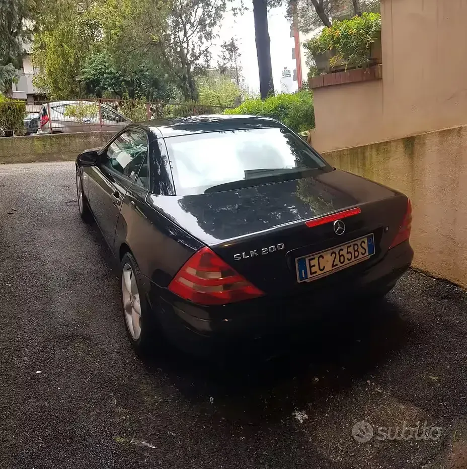 Usata Mercedes SLK200 192 CV (141 kW) 1999 Nero Cabrio