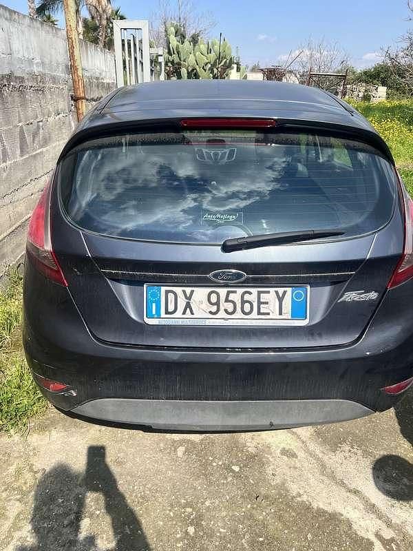 Usata Ford Fiesta 95 CV (69 kW) 2010 Utilitaria