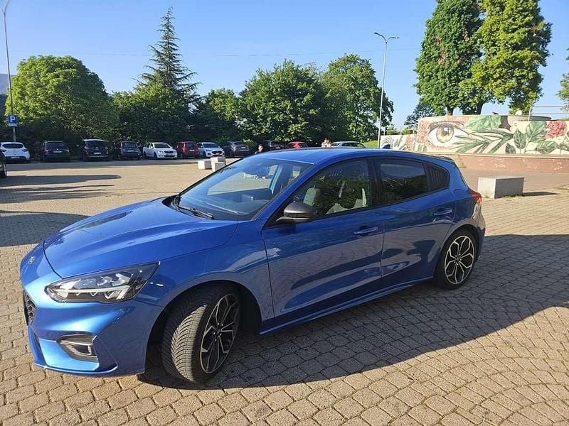 Usata Ford Focus ST-Line X 120 CV (88 kW) 2019 Blu/azzurro Berlina