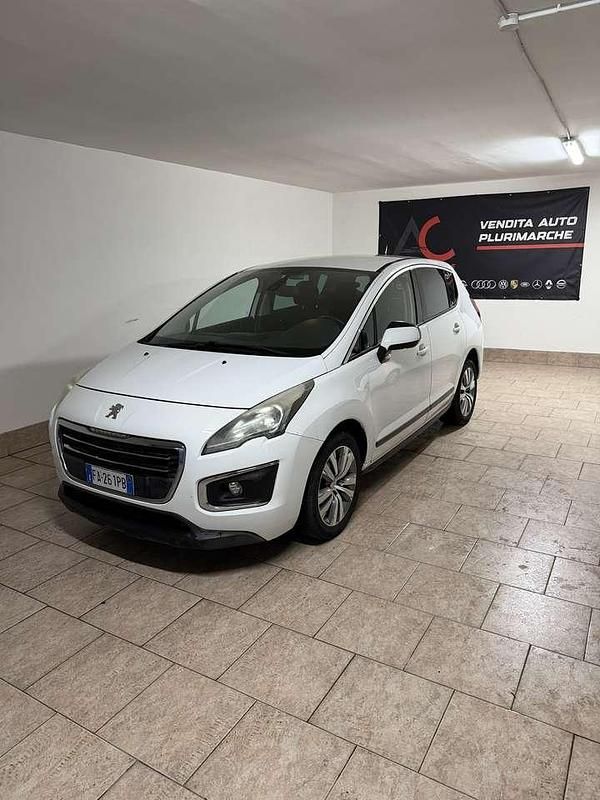 Usata Peugeot 3008 Business-Line 120 CV (88 kW) 2015 Other Monovolume