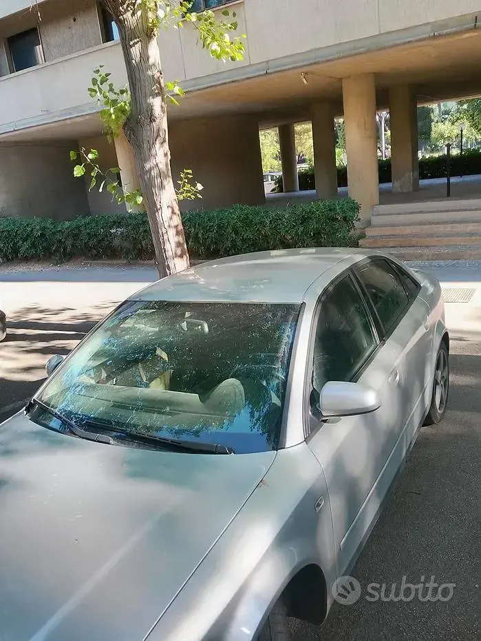 Usata Audi A4 130 CV (95 kW) 2001 Grigio Berlina