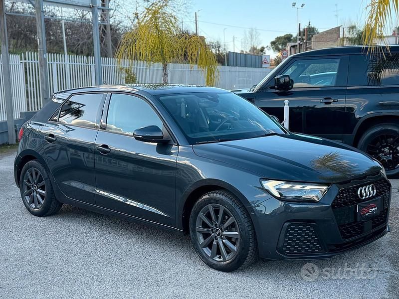 Usata Audi A1 Admired 95 CV (69 kW) 2022 Grigio SUV