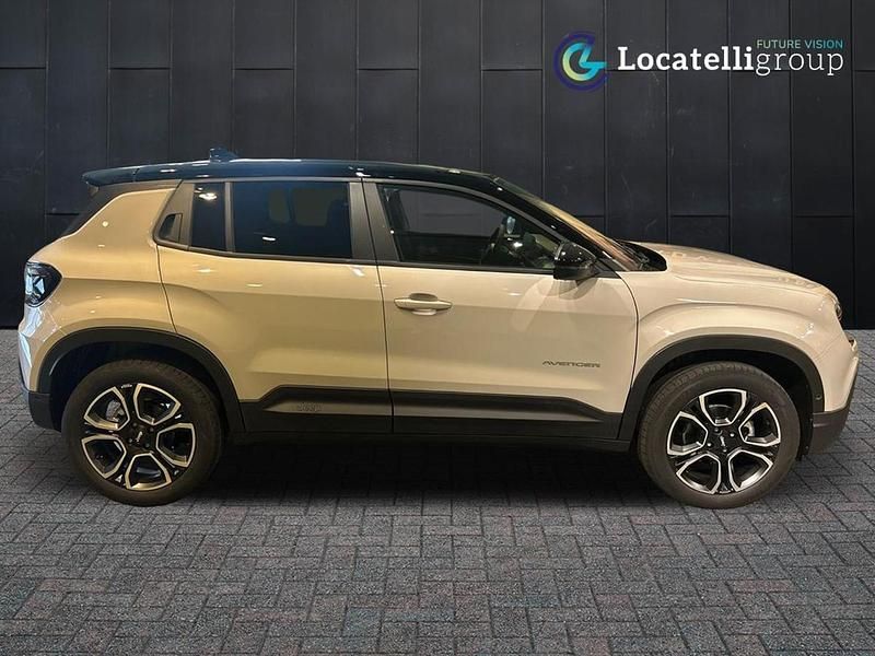 Nuova Jeep Avenger Summit 101 CV (74 kW) 2025 Grigio SUV