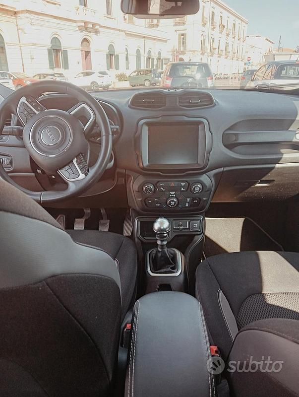 Usata Jeep Renegade 130 CV (95 kW) 2023 Nero SUV