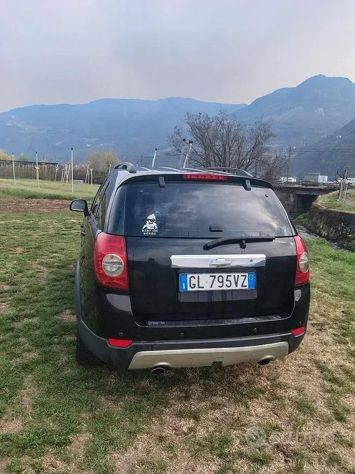 Usata Chevrolet Captiva 150 CV (110 kW) 2007 Nero SUV