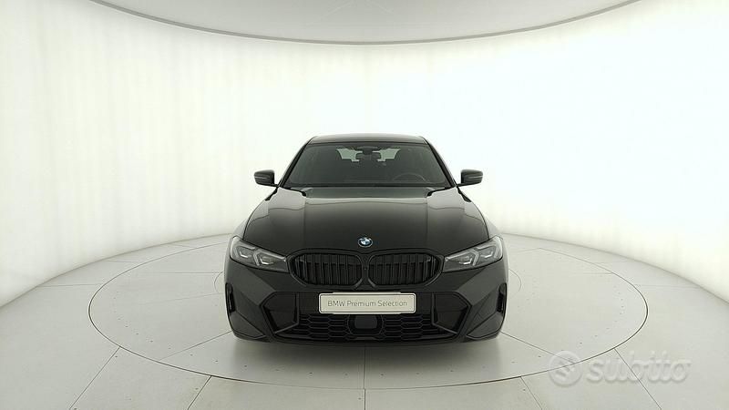 Usata BMW 320e M Sport 190 CV (139 kW) 2025 Nero Berlina